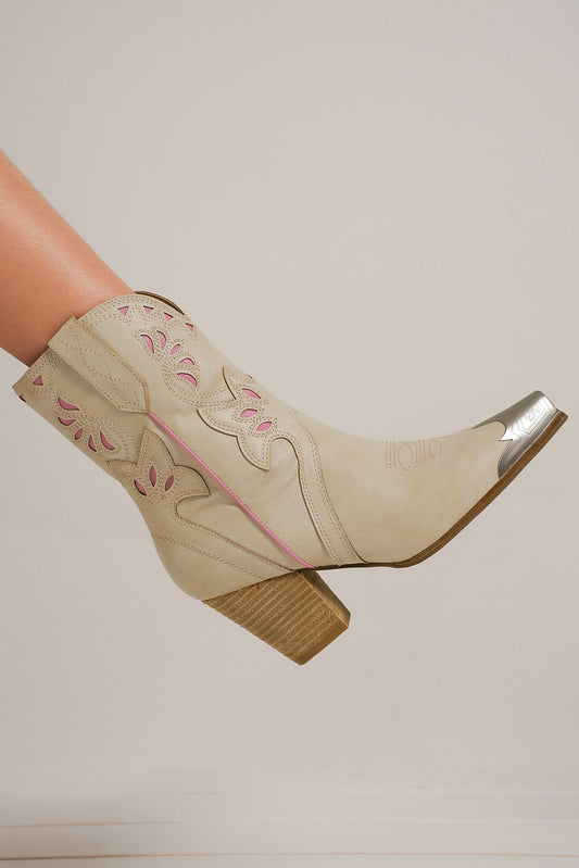 Embroidered Ankle Boots DAKOTA-10